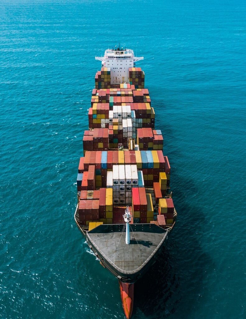 oil-1 ship, nature, container, port, cargo, export, trade, shipping, delivery, import, warehouse, logistics, freighter, transport, sea, shipment, boat, logistic, goods, water, seafaring, freight